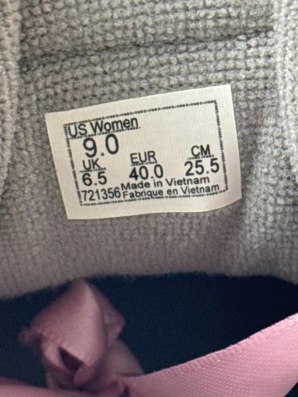 Women's 9 - VANS Seldan Platform Gray Sneaker with Lace Up Closure